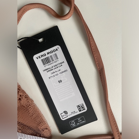 BNWT PLUS SIZE Rose Tan Teddy Nightie - Picture 2 of 6